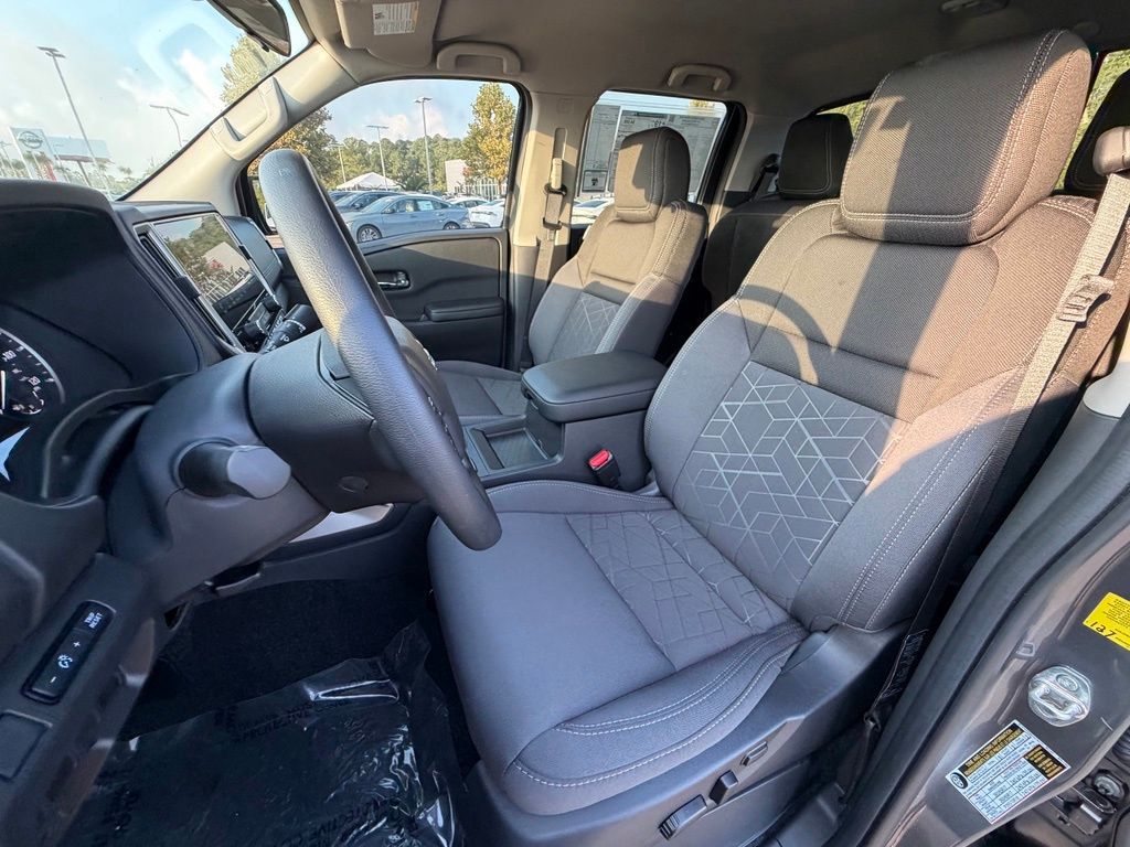 2026 Nissan Frontier SV - Photo 10