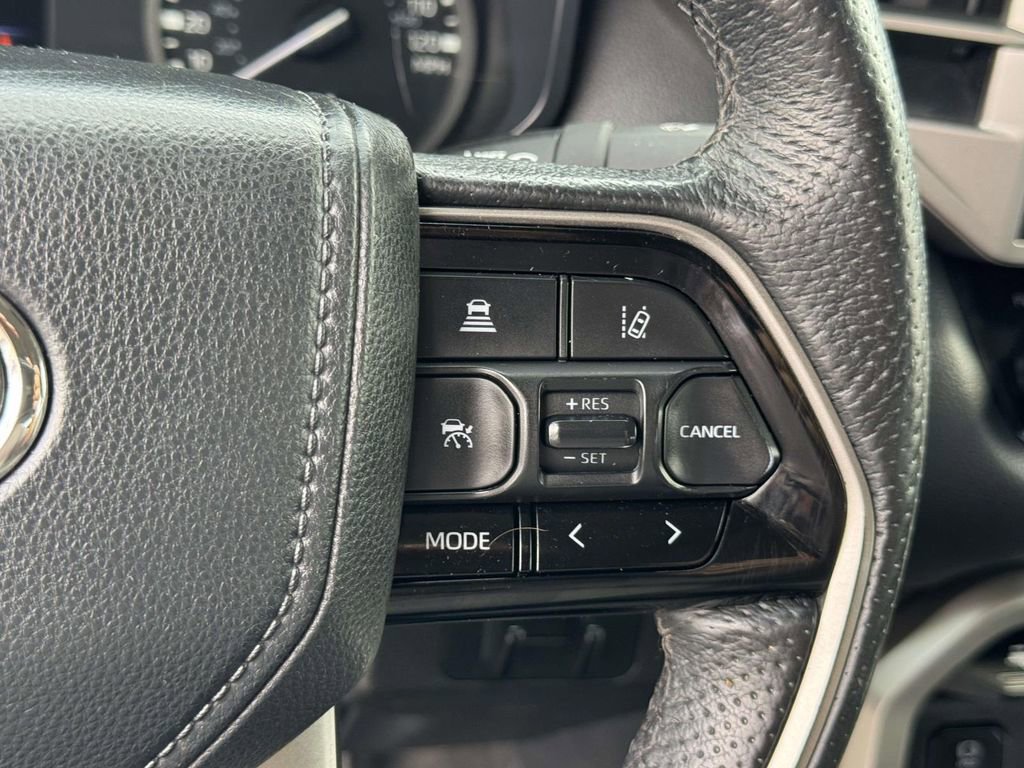 2022 Toyota Tundra Limited - Photo 11