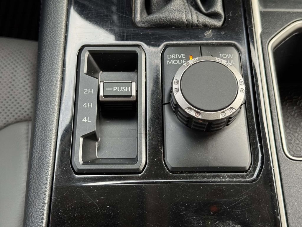 2022 Toyota Tundra Limited - Photo 7