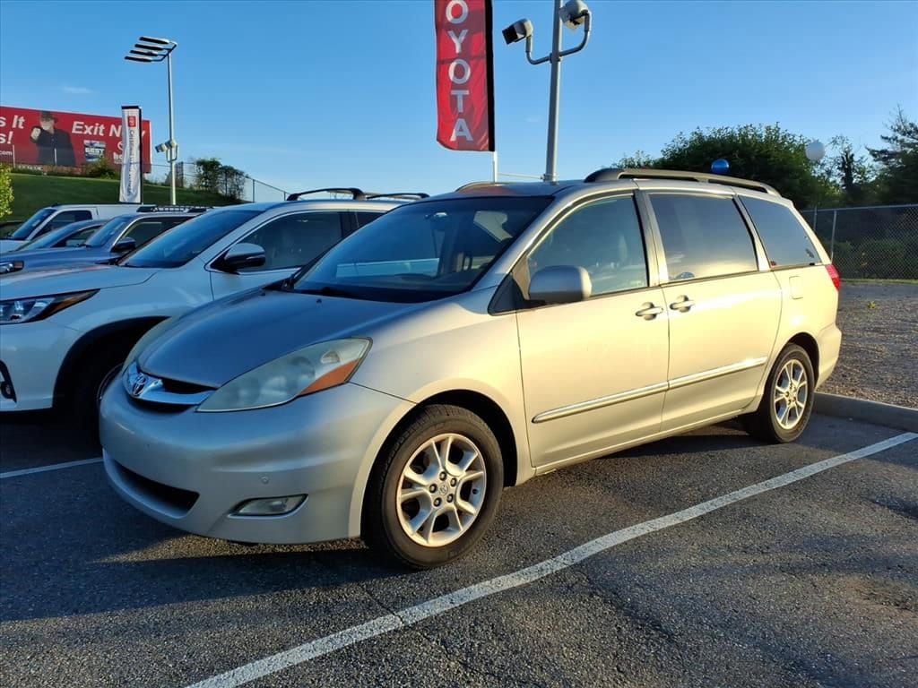 Used 2006 Toyota Sienna XLE Limited Van