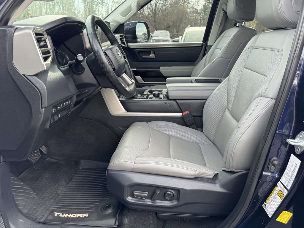 2022 Toyota Tundra Limited - Photo 18