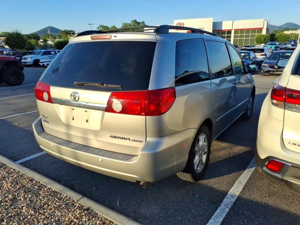 Used 2006 Toyota Sienna XLE Limited Van