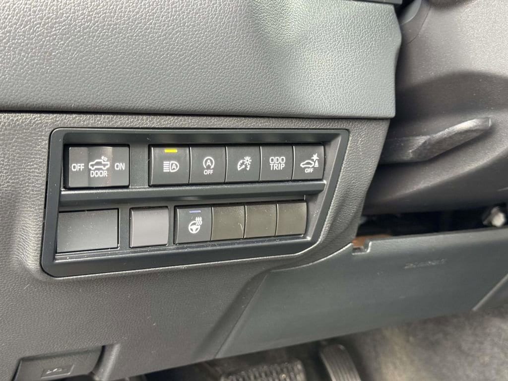 2022 Toyota Tundra Limited - Photo 9