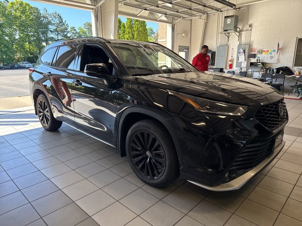 Used 2023 Toyota Highlander XSE SUV