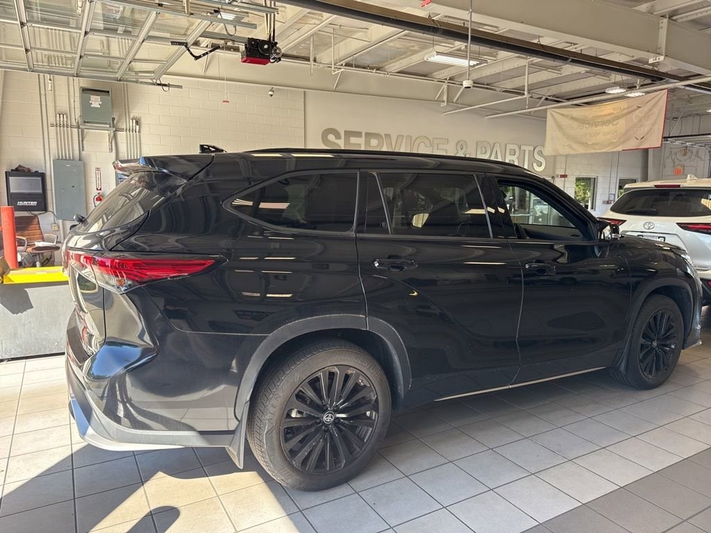 Used 2023 Toyota Highlander XSE SUV