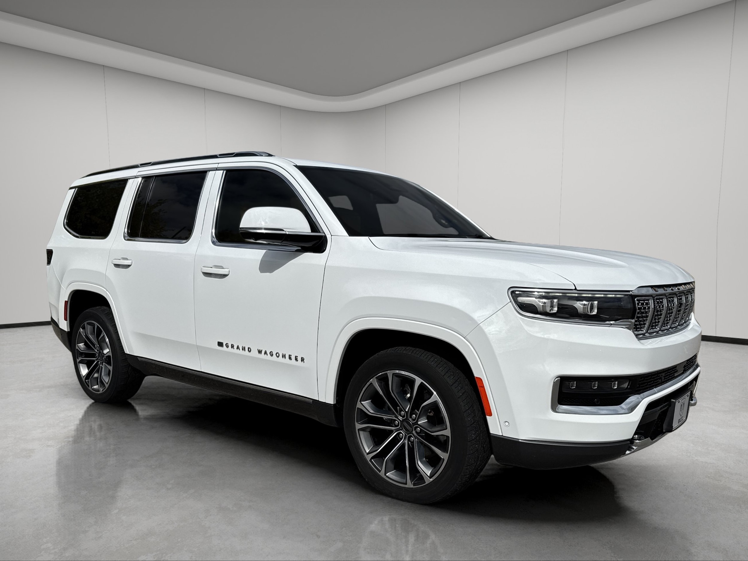 2022 Jeep Grand Wagoneer Series III