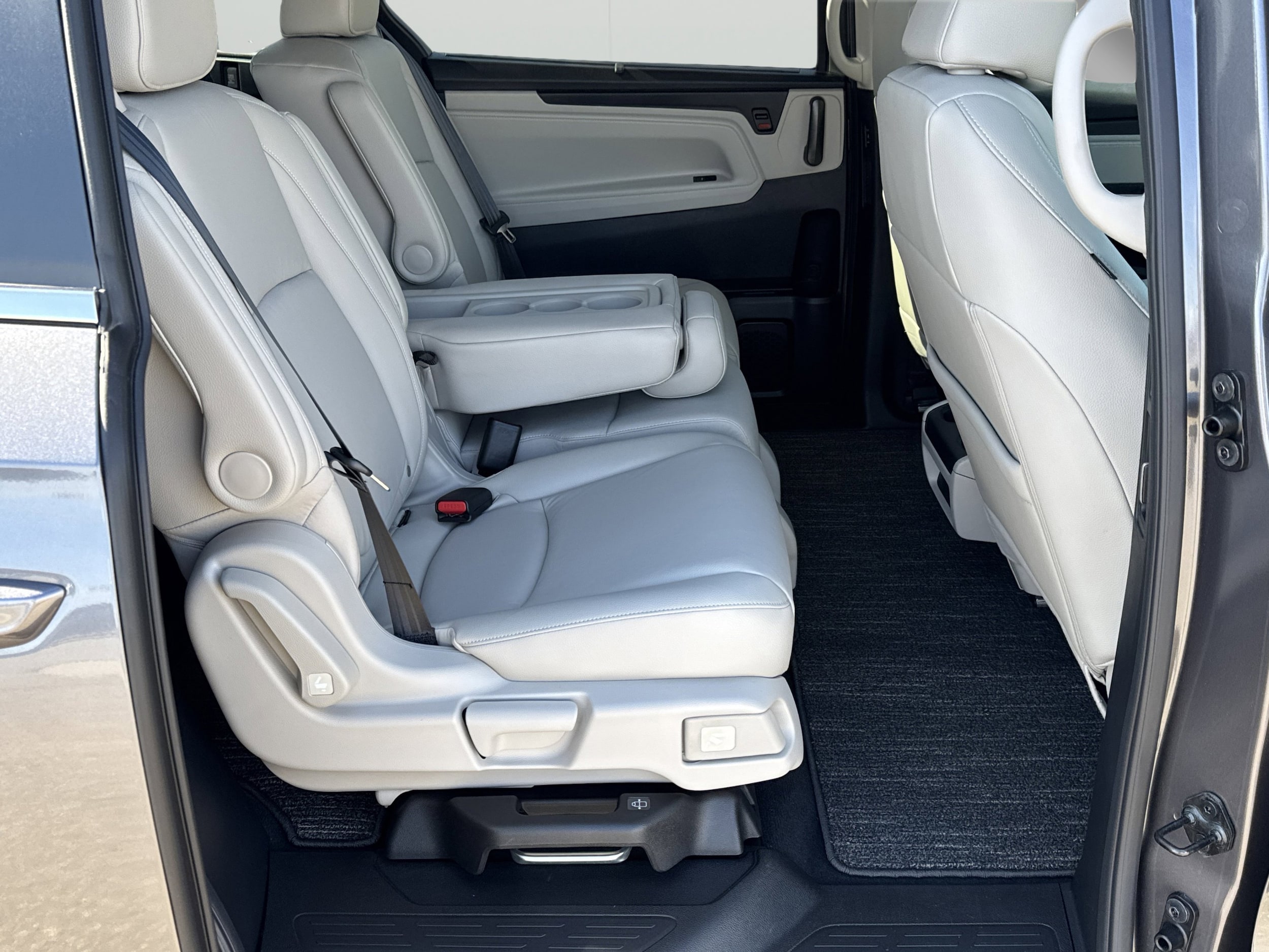 2026 Honda Odyssey EX-L - Photo 18