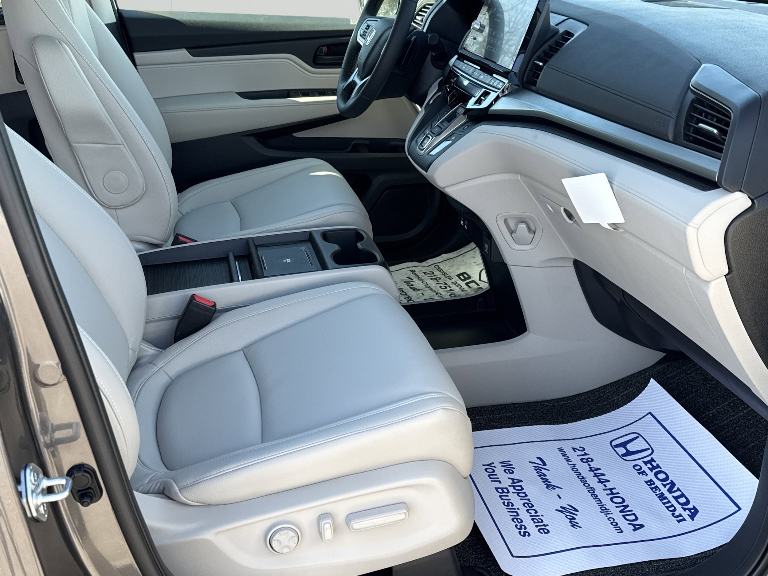 2026 Honda Odyssey EX-L - Photo 19