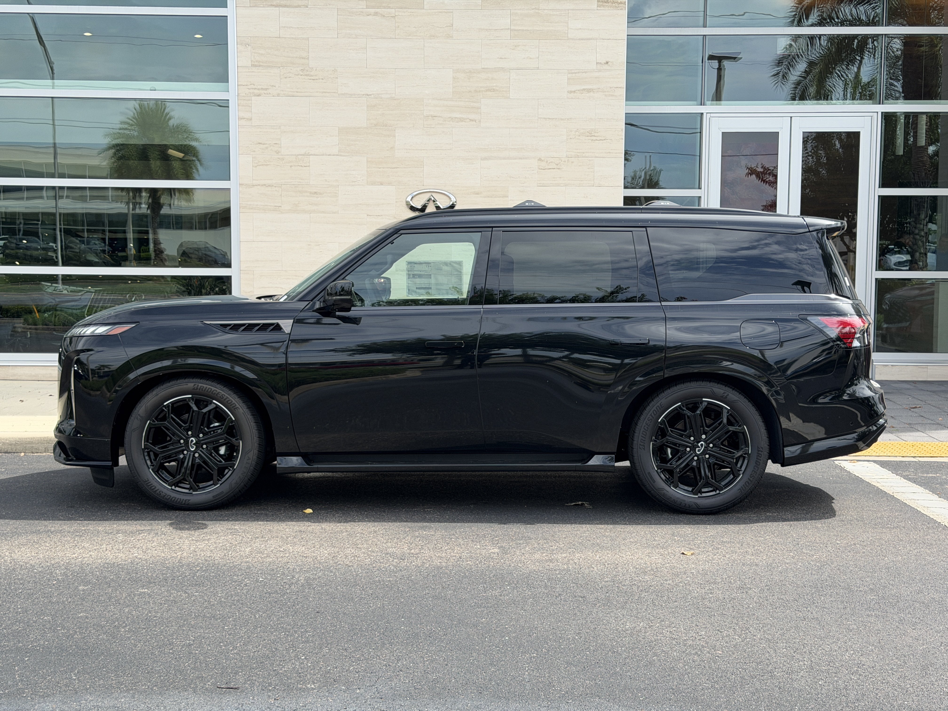 New 2027 INFINITI QX80 SPORT SUV