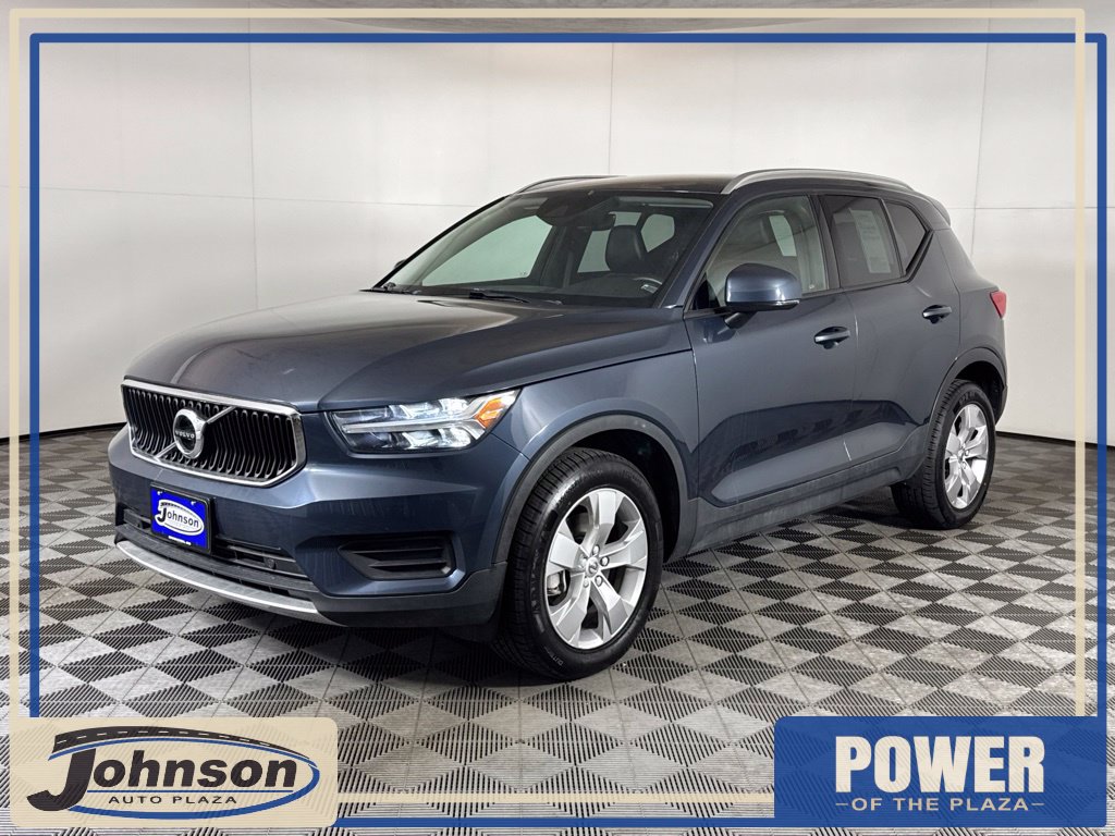 2022 Volvo XC40