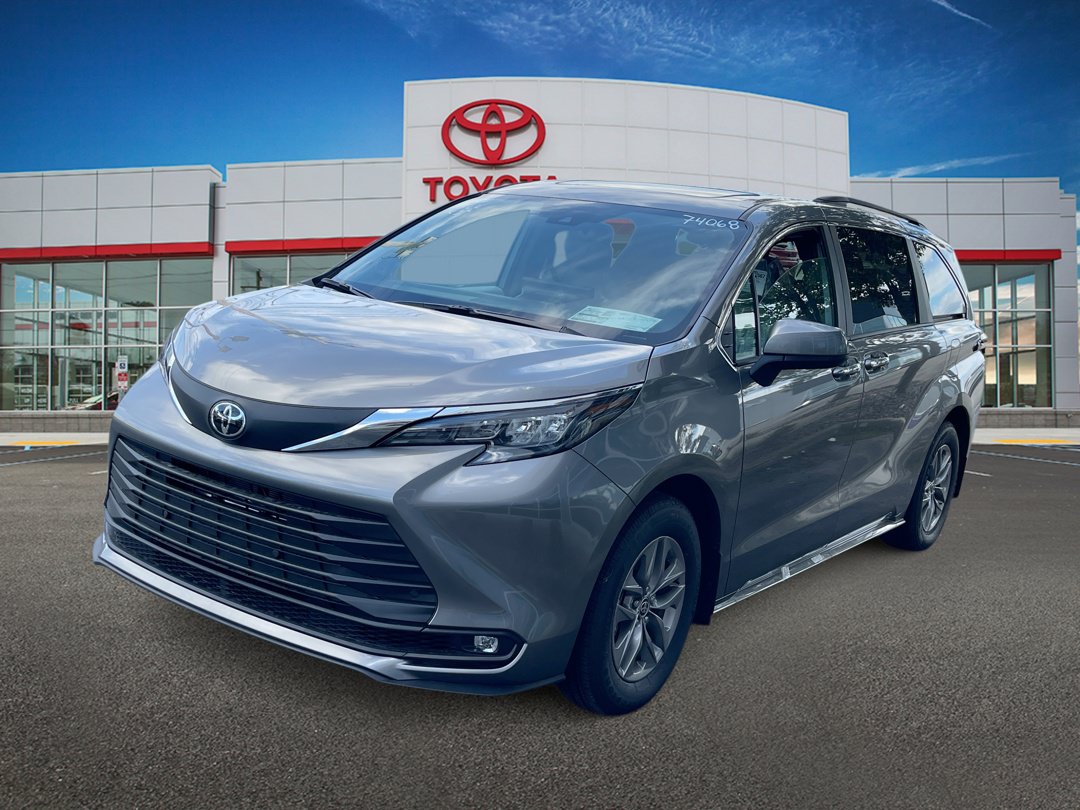 2026 Toyota Sienna Van Passenger Van 