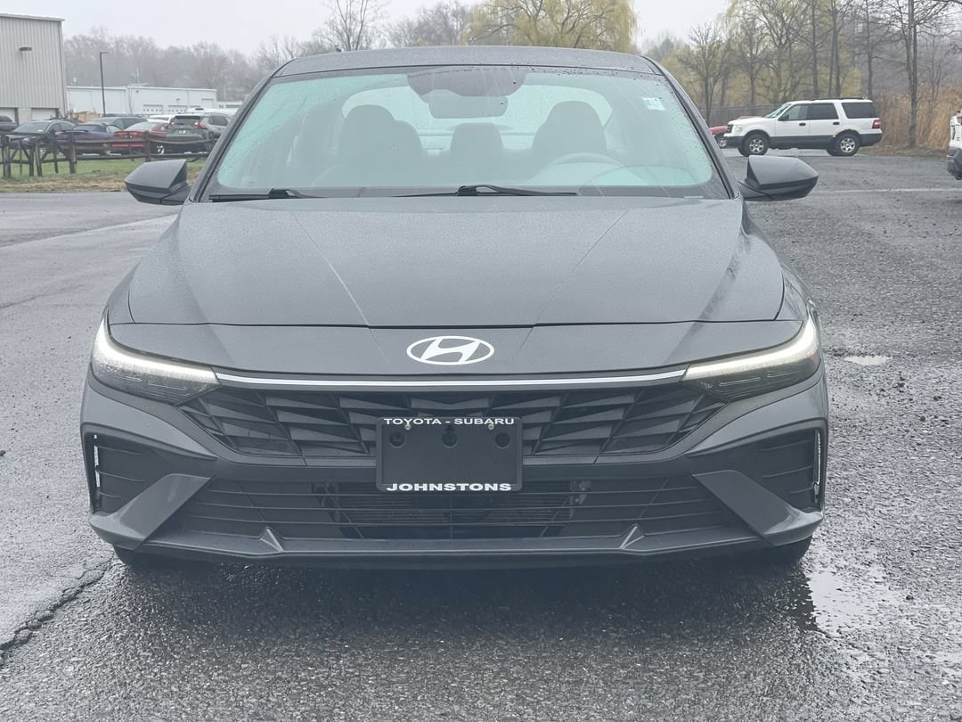 2024 Hyundai Elantra Blue - Photo 12