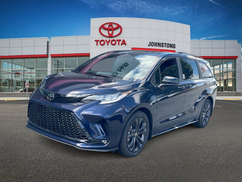 Used 2026 Toyota Sienna XSE 7 Passenger Van Passenger Van