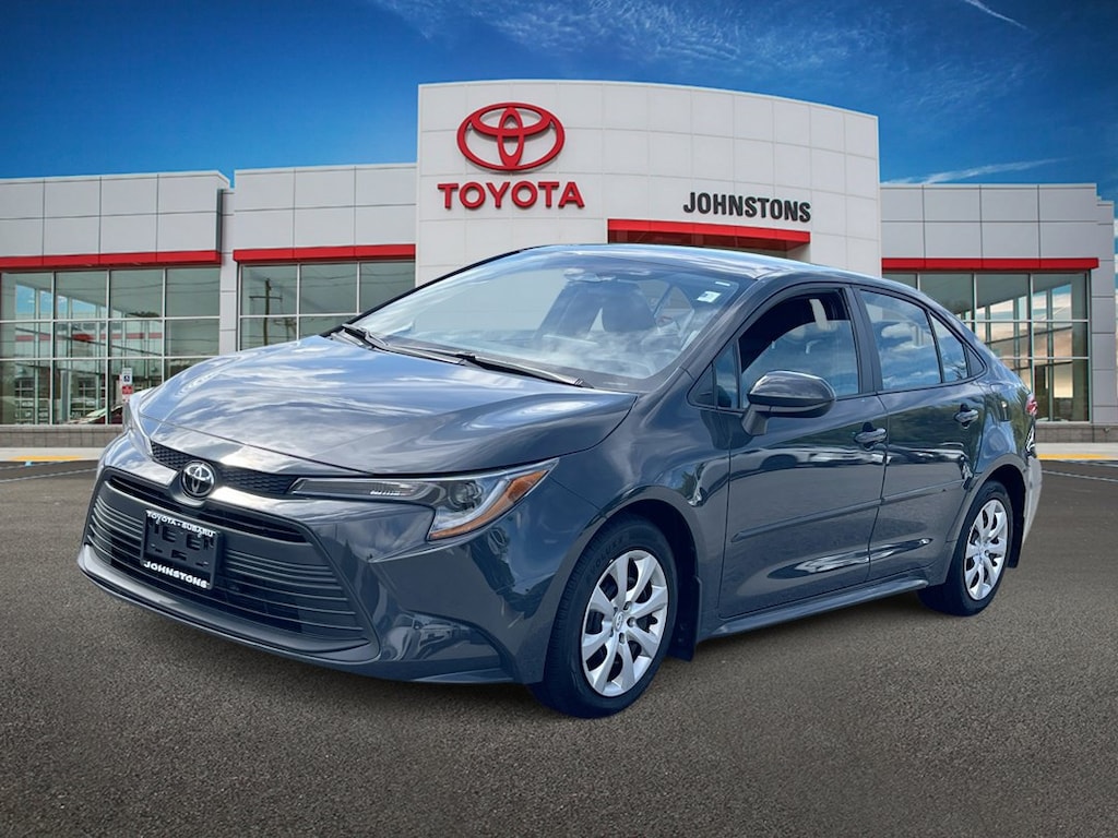 Certified 2025 Toyota Corolla LE Sedan