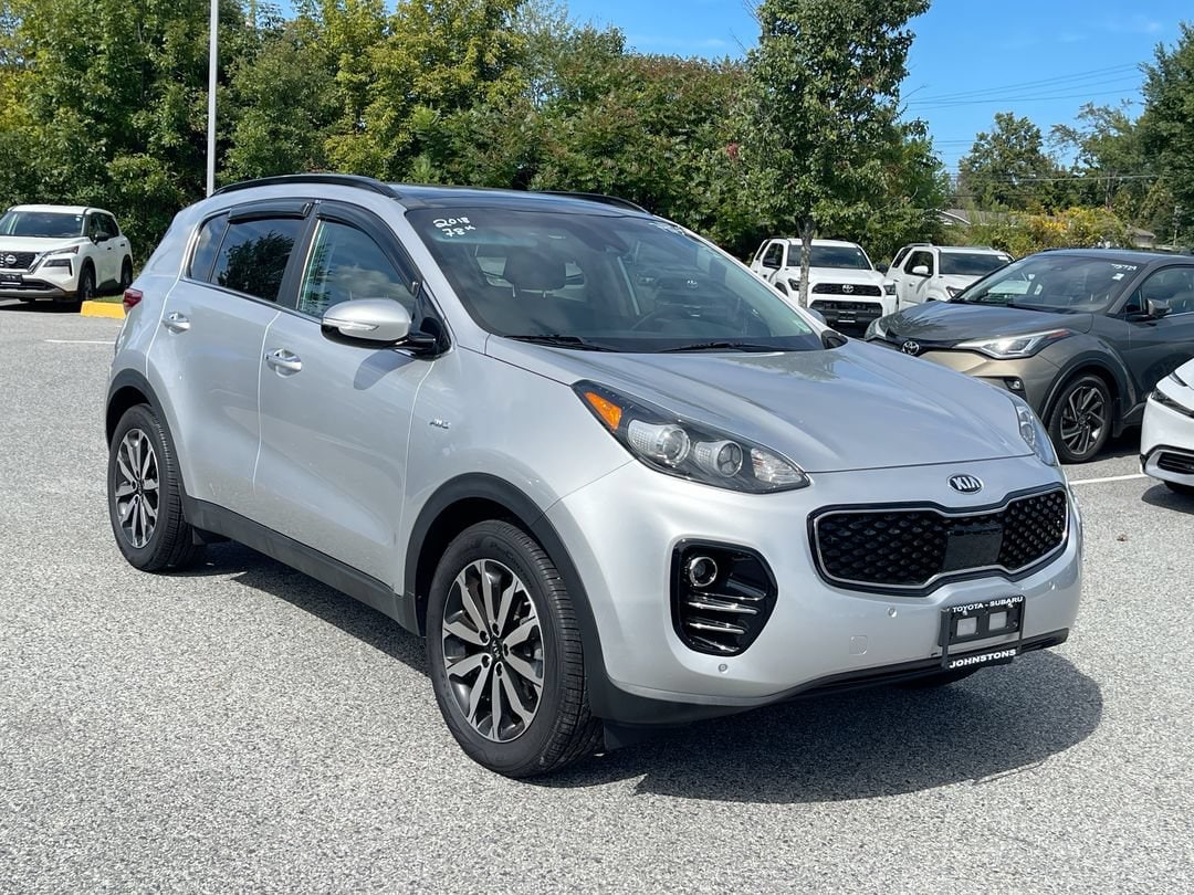 Used 2018 Kia Sportage EX with VIN KNDPNCAC1J7352703 for sale in New Hampton, NY