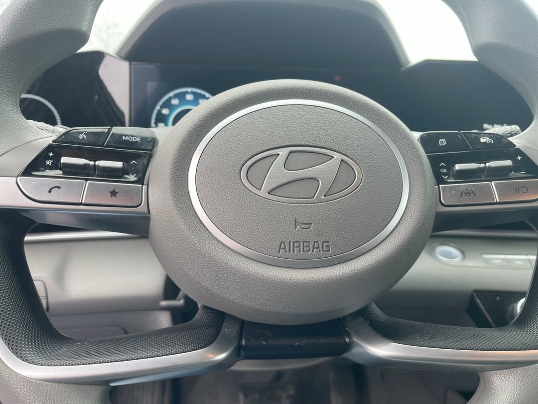 2024 Hyundai Elantra Blue - Photo 7