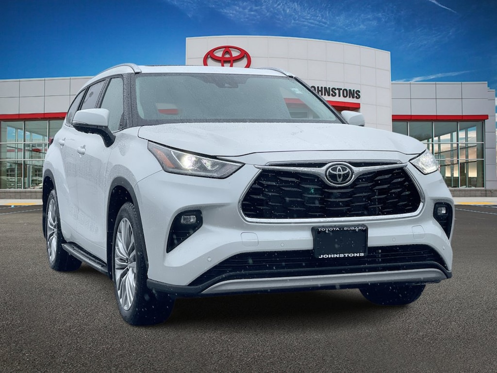 Used 2026 Toyota Highlander Platinum SUV