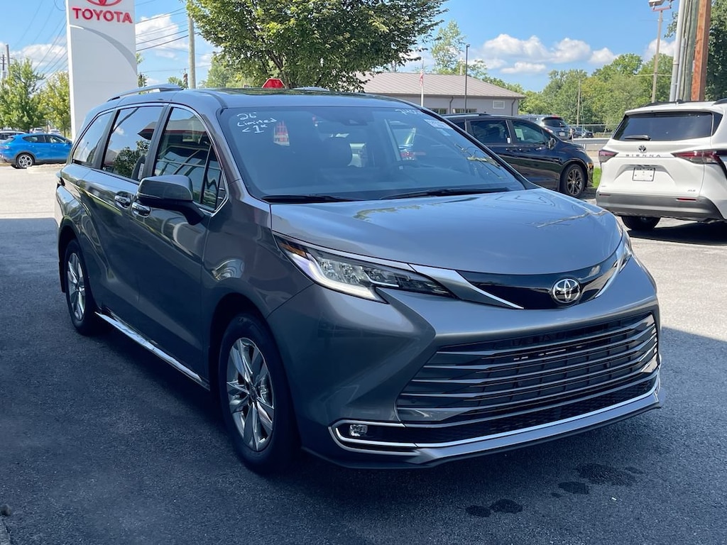 Used 2026 Toyota Sienna Limited 7 Passenger Van Passenger Van