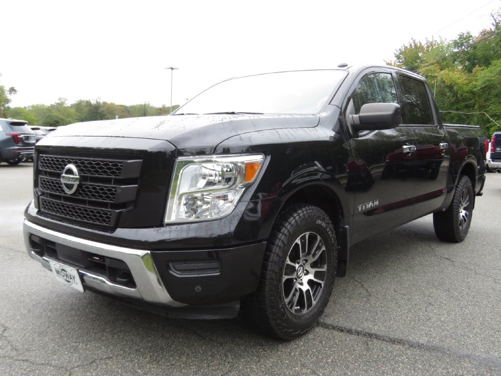 2021 Nissan Titan