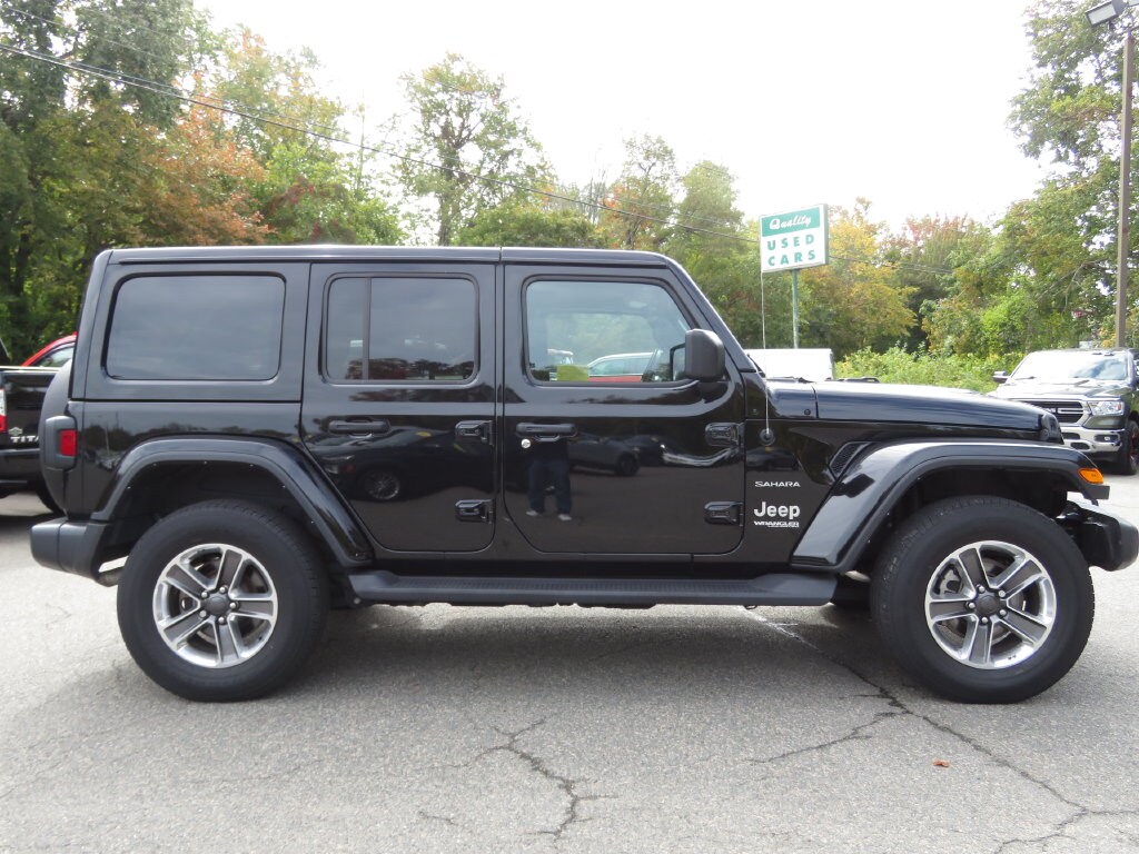 Used 2022 Jeep Wrangler Unlimited Sahara SUV