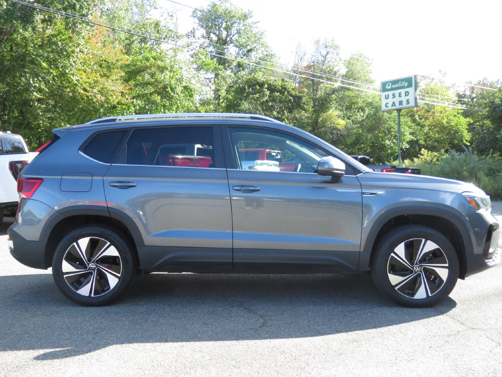 Used 2023 Volkswagen Taos 1.5T SE SUV