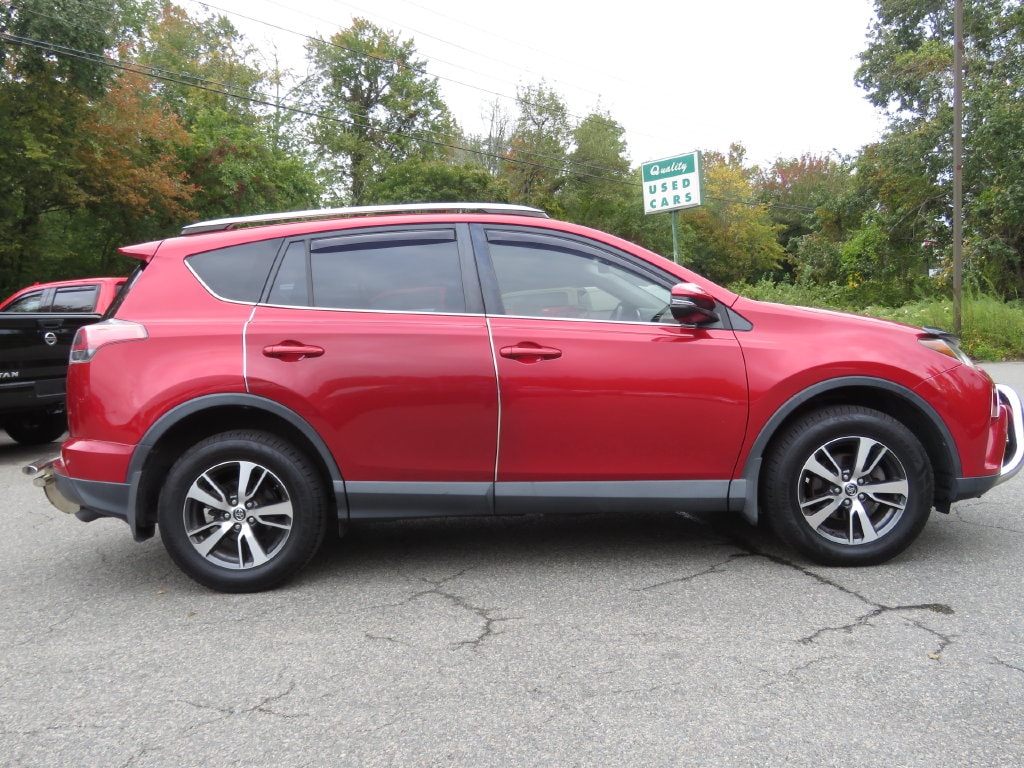 Used 2017 Toyota RAV4 XLE SUV