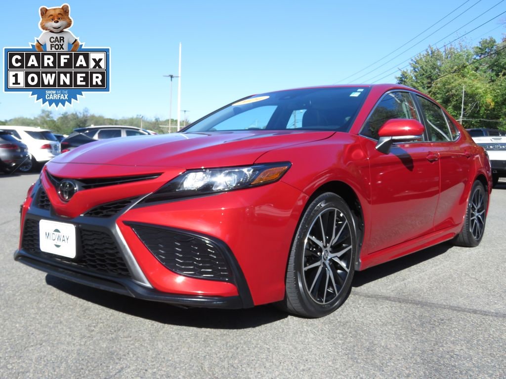 Used 2024 Toyota Camry SE Sedan