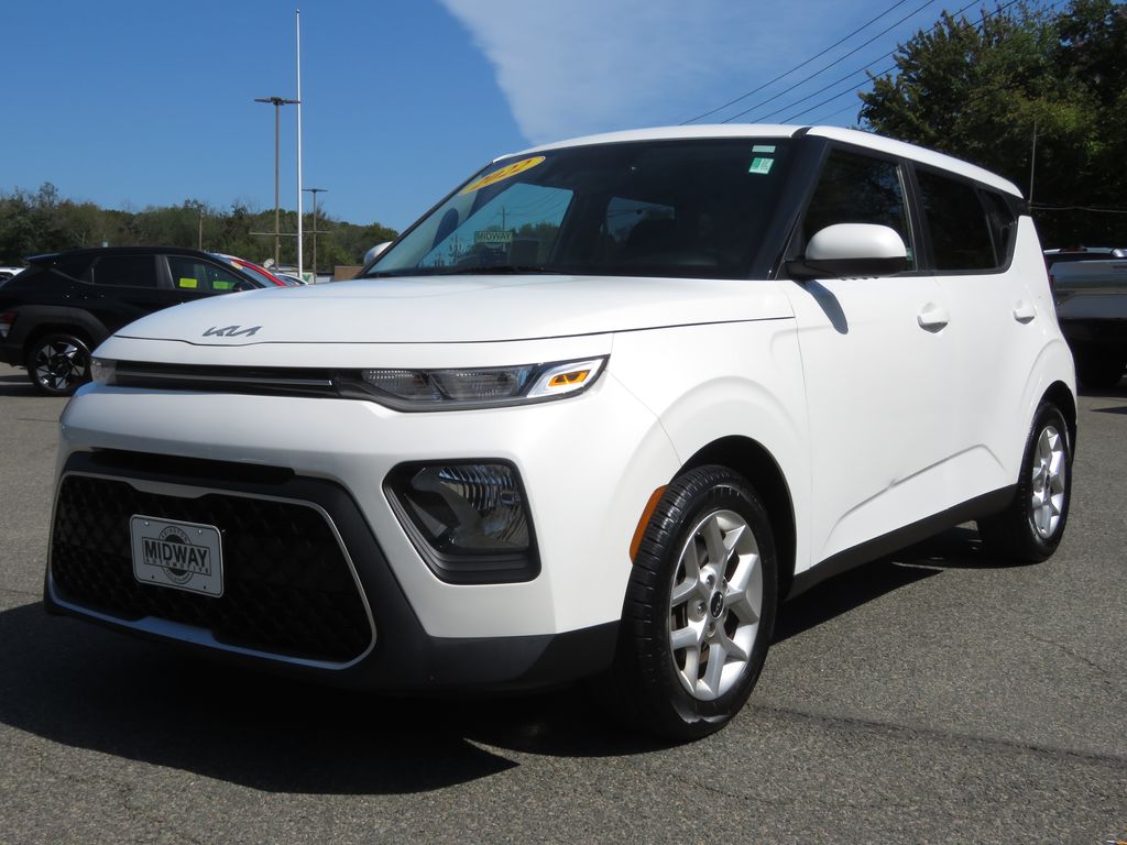 2022 Kia Soul LX