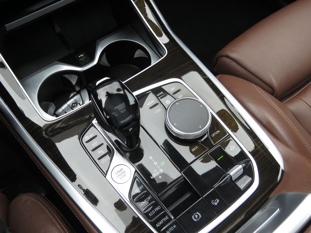 2019 BMW X7 40i - Photo 25
