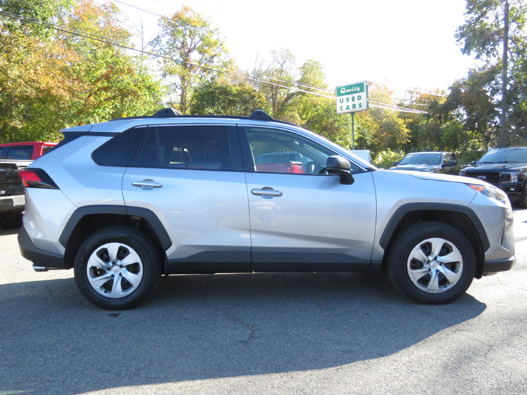 Used 2021 Toyota RAV4 LE SUV