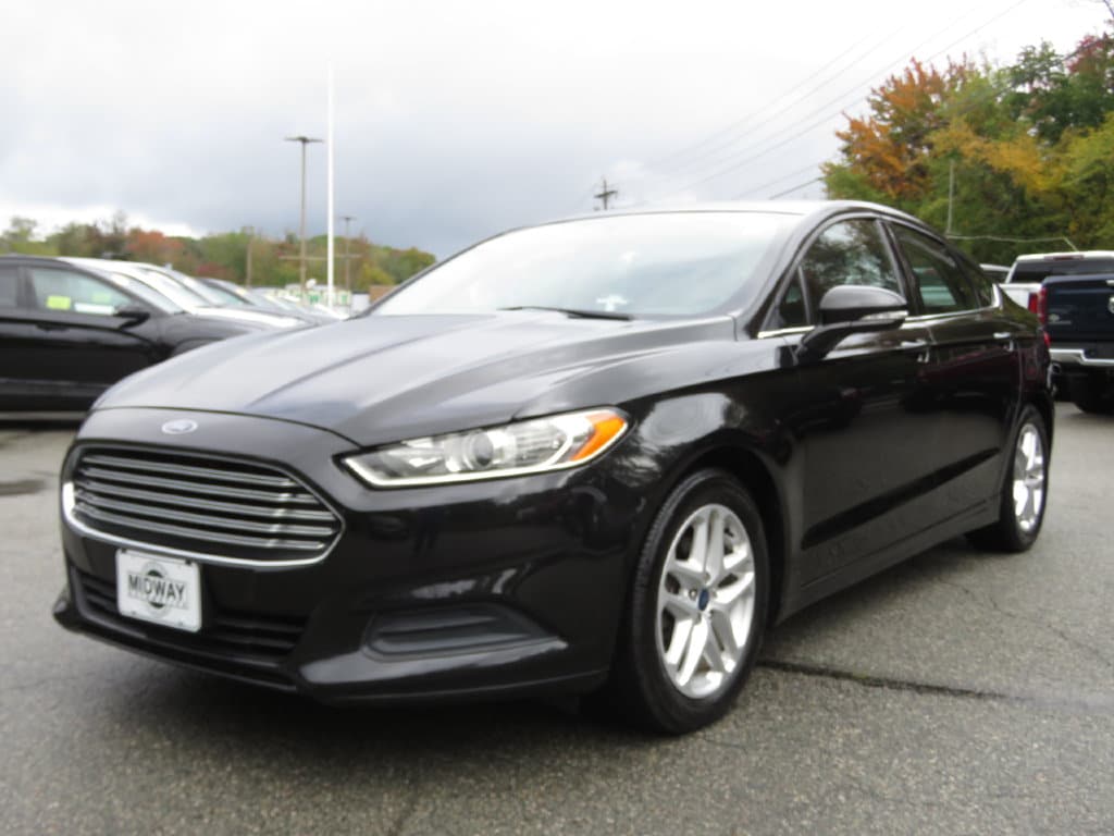 Used 2015 Ford Fusion SE Sedan