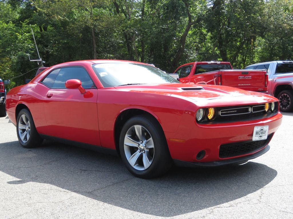 Used 2016 Dodge Challenger SXT Coupe