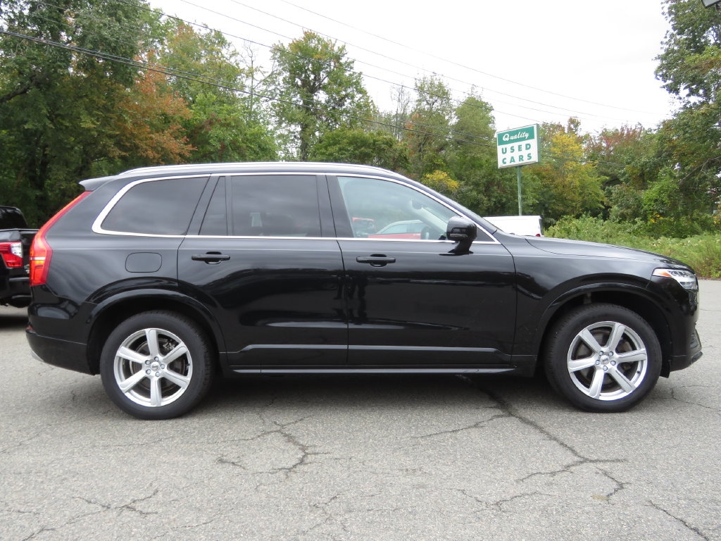 Used 2022 Volvo XC90 T5 AWD Momentum 7 Seater SUV