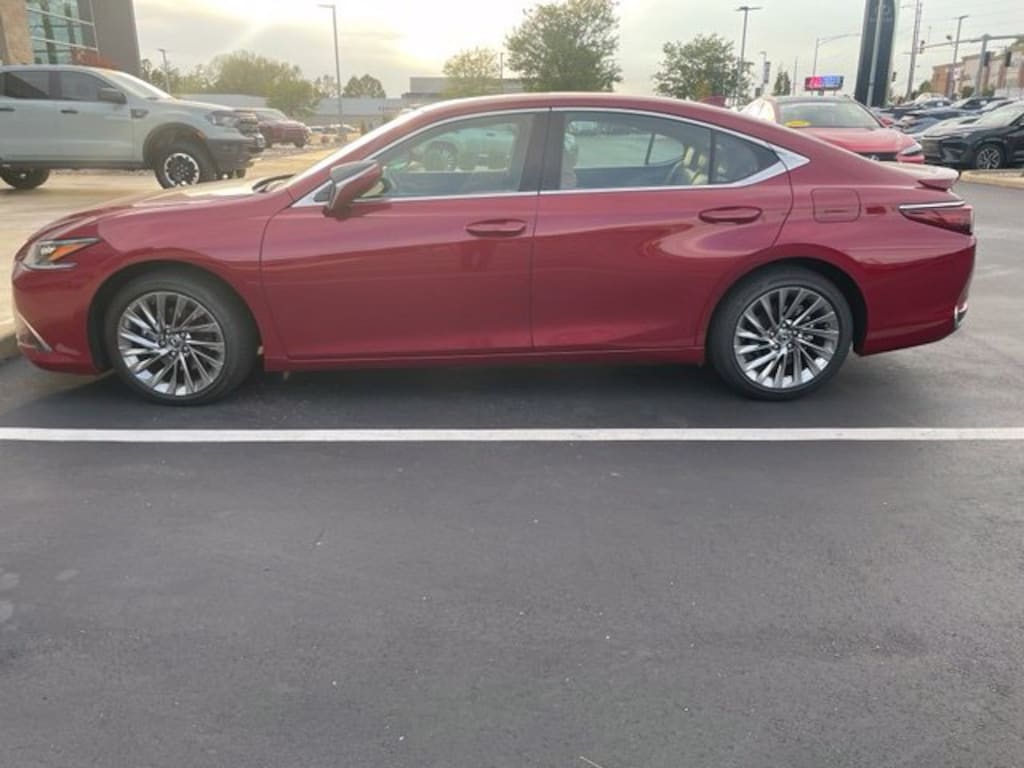 Certified 2025 Lexus ES 300h Luxury Sedan