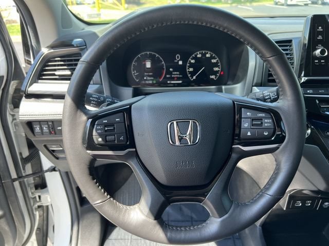2025 Honda Odyssey Elite - Photo 12