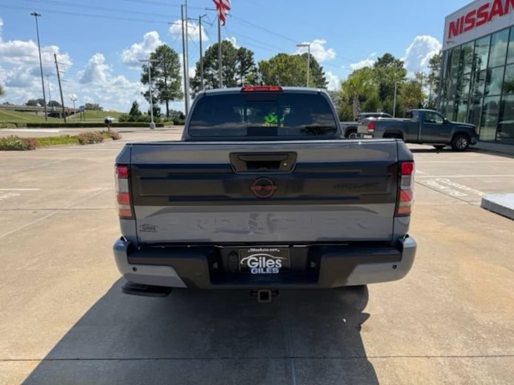 New 2027 Nissan Frontier PRO-4X Truck Crew Cab