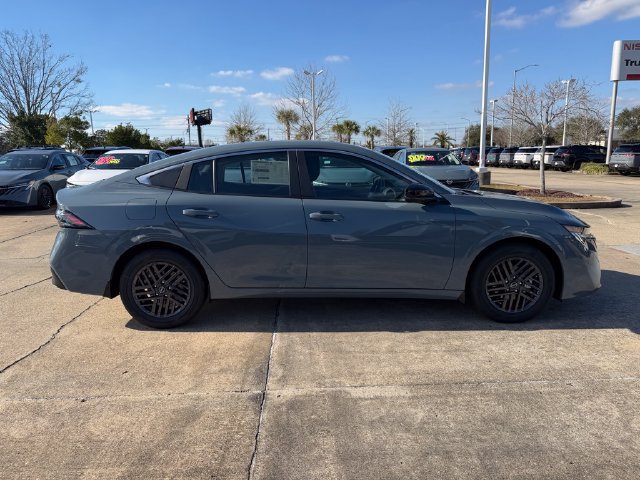 2026 Nissan Sentra SV - Photo 6