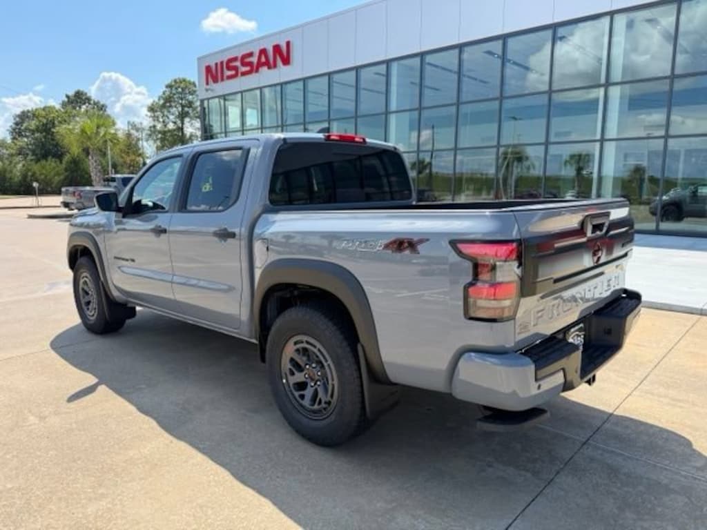 New 2027 Nissan Frontier PRO-4X Truck Crew Cab