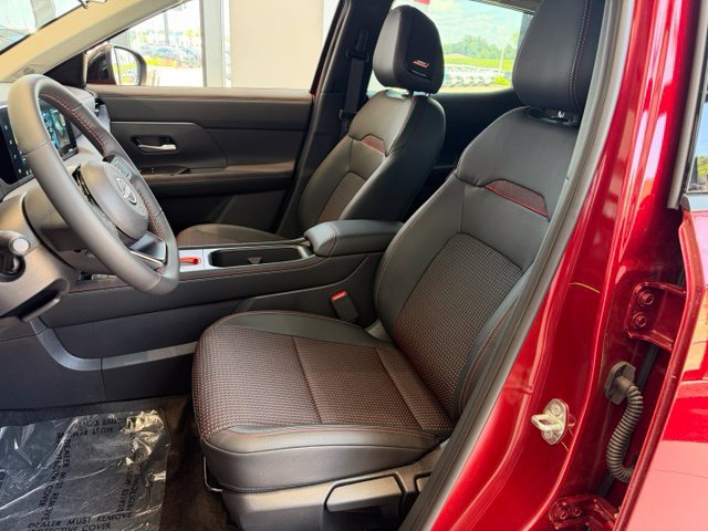 2026 Nissan KICKS SR - Photo 8
