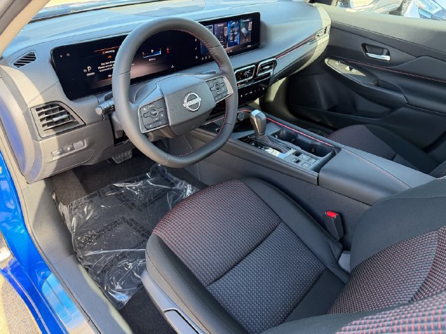 2026 Nissan Sentra SR - Photo 12