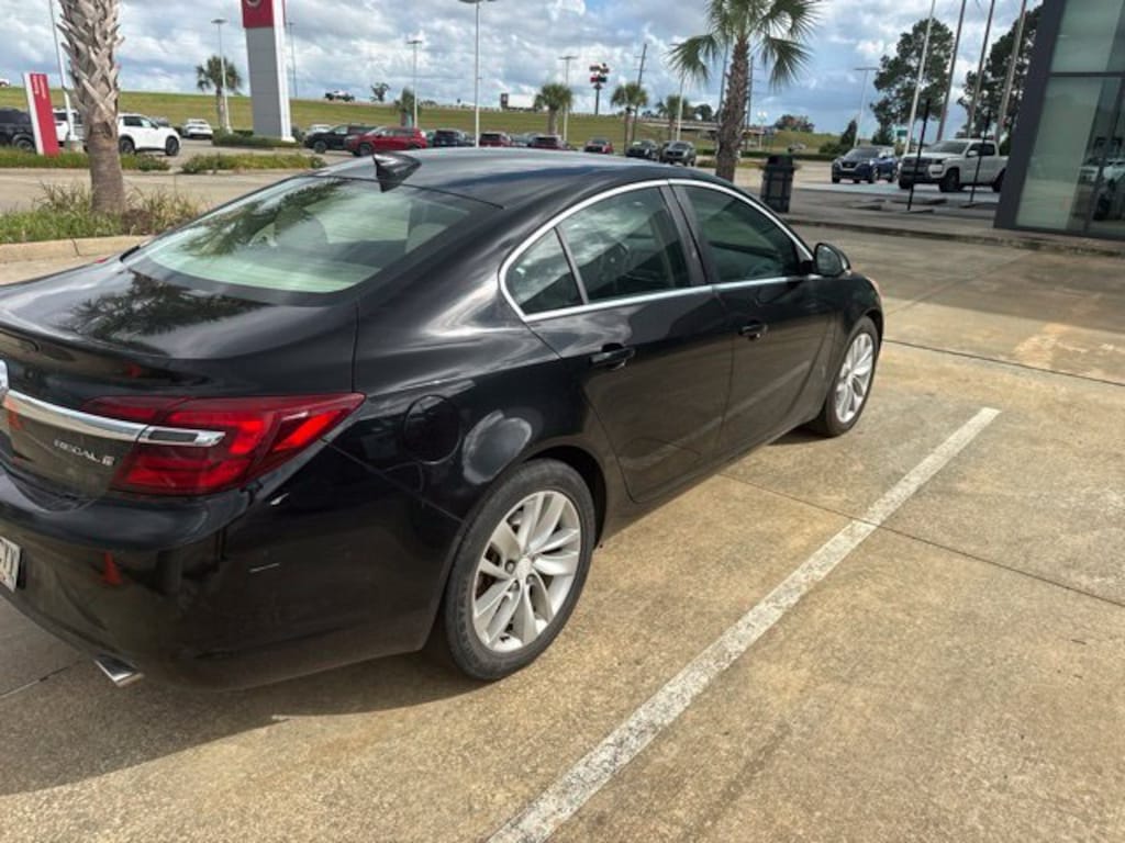 Used 2016 Buick Regal Turbo Sedan