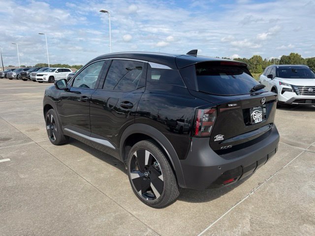 Used 2025 Nissan Kicks SR SUV