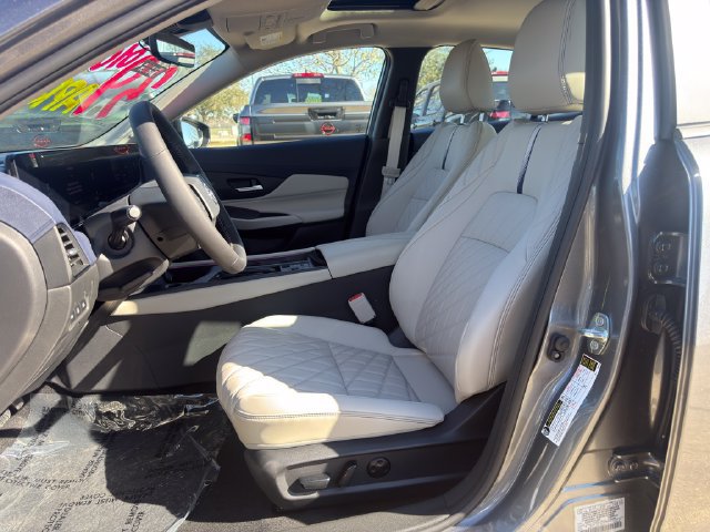 2026 Nissan Sentra SL - Photo 12