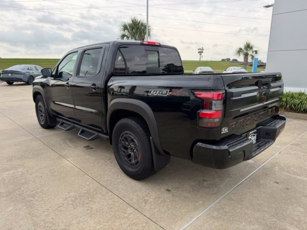 Used 2025 Nissan Frontier PRO-X Truck Crew Cab