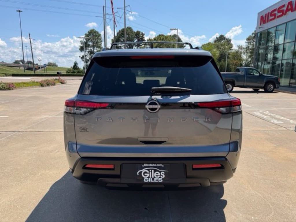 New 2026 Nissan Pathfinder SV SUV