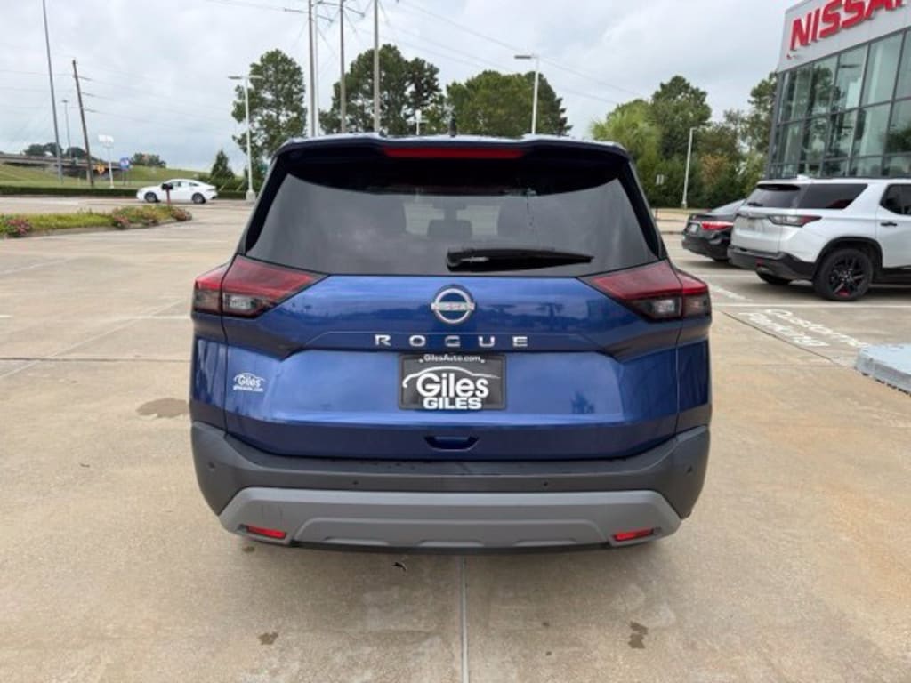 Used 2023 Nissan Rogue S SUV