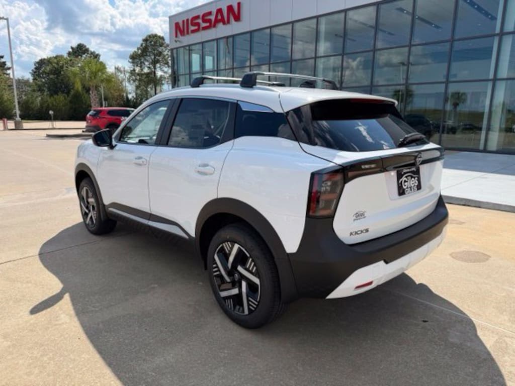 New 2027 Nissan Kicks SV SUV