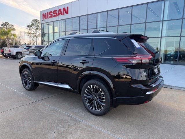 2026 Nissan Rogue Platinum - Photo 3