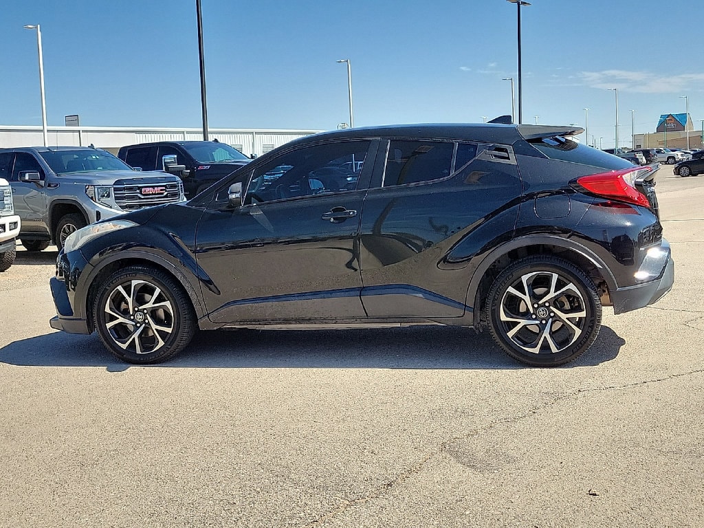 Used 2018 Toyota C-HR XLE Premium with VIN NMTKHMBX9JR024183 for sale in Hobbs, NM