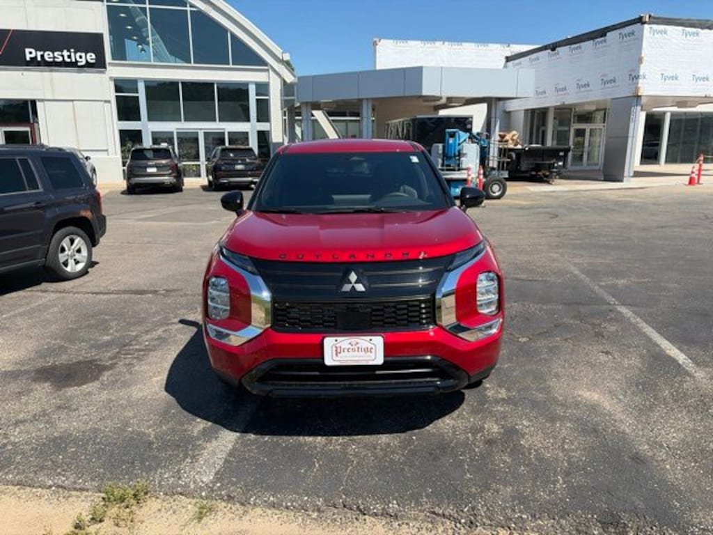 New 2026 Mitsubishi Outlander LE SUV